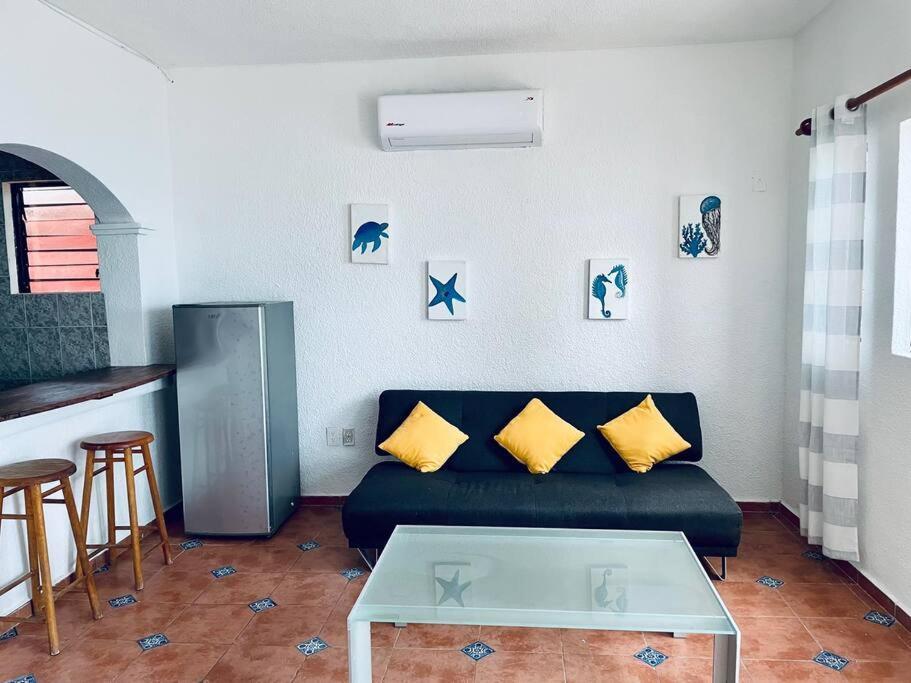 Punta Me Apartments With Ocean View & Beach Front Condo Cancún Buitenkant foto