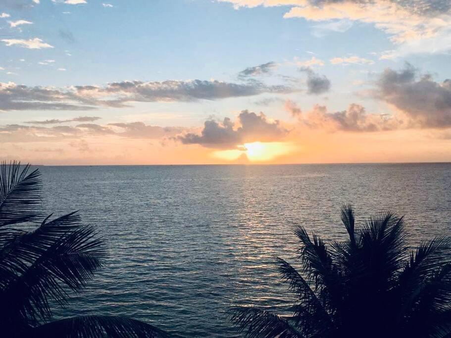 Punta Me Apartments With Ocean View & Beach Front Condo Cancún Buitenkant foto